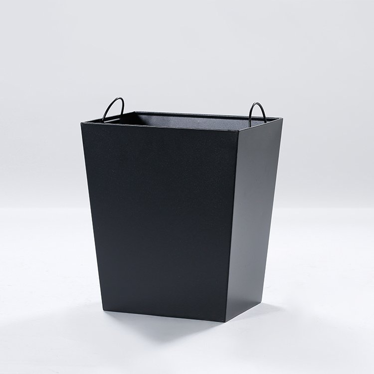 Minimalist Utility: Commercial Plastic Wastebaskets for Hotel Guestrooms - Image 6