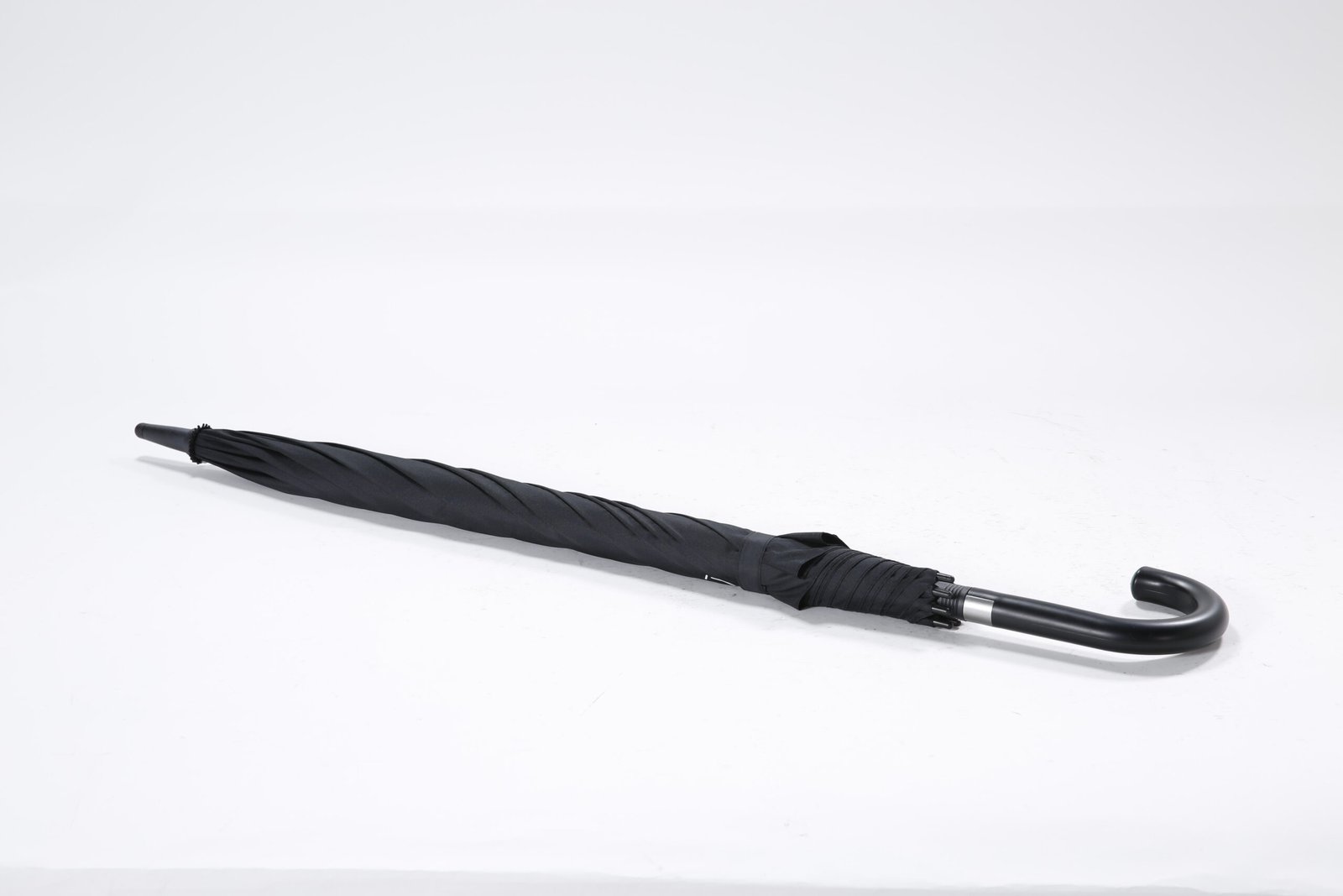 Galaxy Hospitality’s Premium Public Space Umbrellas: Luxury Customized Concierge Umbrellas for Resorts & Spas - Image 2