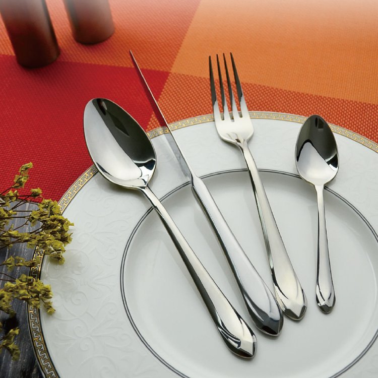 Subtle Opulence: Custom Brushed Gold Flatware Set Commercial Sourcing - Image 5
