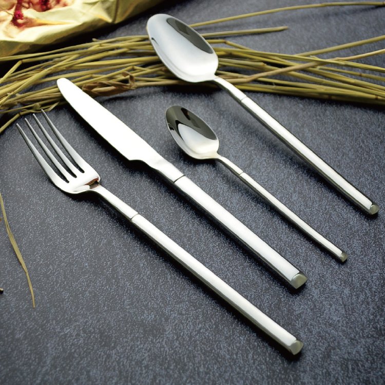 Subtle Opulence: Custom Brushed Gold Flatware Set Commercial Sourcing - Image 4