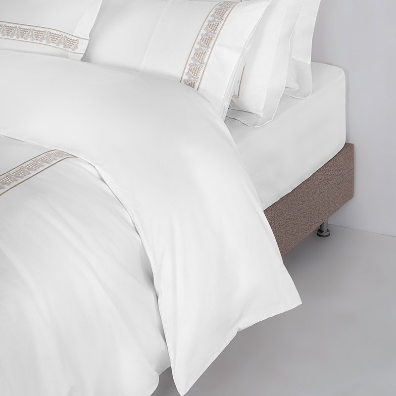 Galaxy Hospitality Luxury Champagne Gold Classical Embroidered Hotel Bedding Set - Image 5