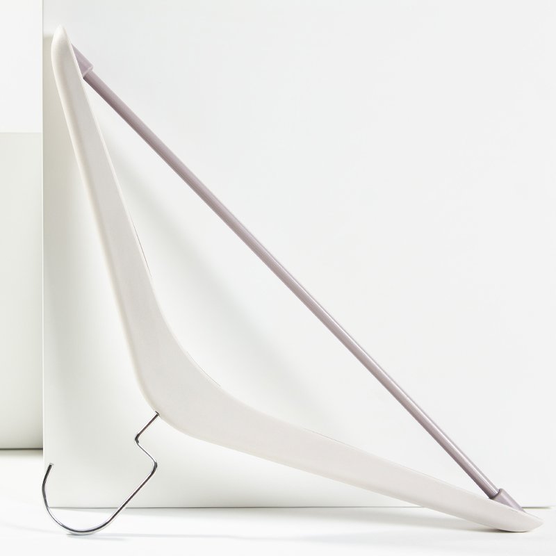 Galaxy Hospitality’s Premium Guestroom Clothes Hangers: Luxury Dark Brown Wooden Hangers for Executive Suites - Image 13