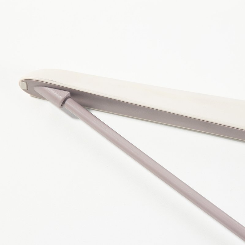 Galaxy Hospitality’s Premium Guestroom Clothes Hangers: Luxury Dark Brown Wooden Hangers for Executive Suites - Image 10