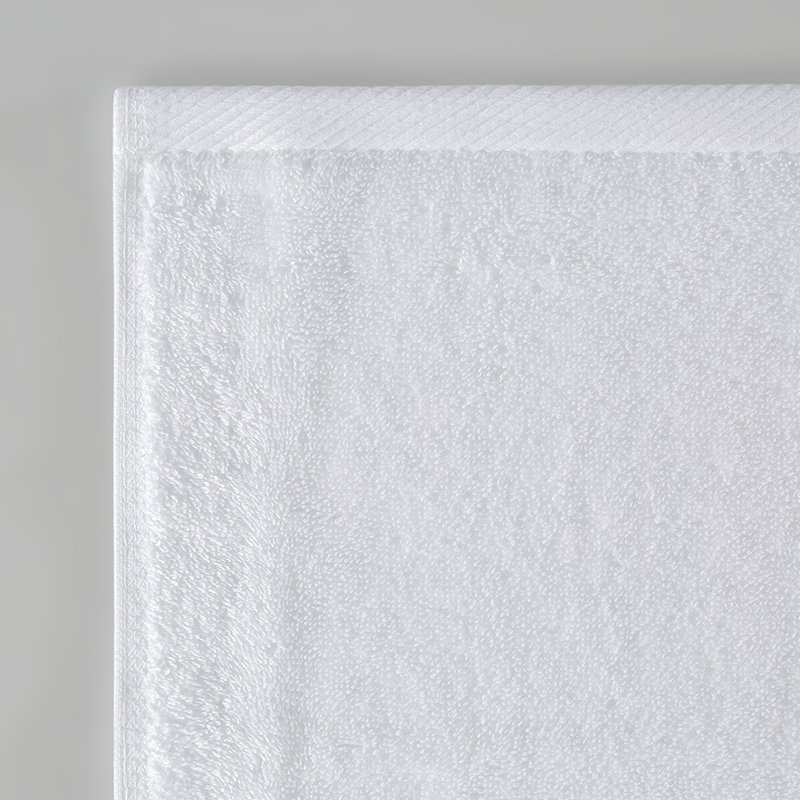 Dynamic Motion: Custom Wholesale Diagonal Twill Dobby Hotel Towels - Image 5