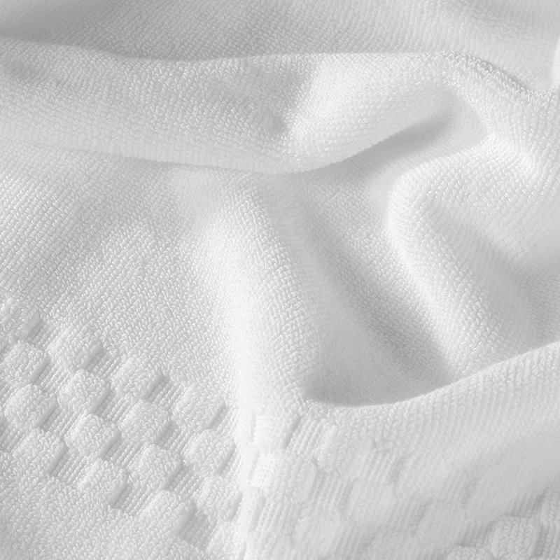 Timeless Accent: Custom Wholesale Checkerboard Dobby Border Hotel Towels - Image 4