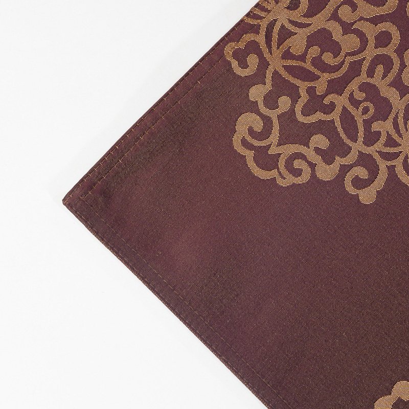 Oriental Elegance: Custom Wholesale Polyester Ruyi Jacquard Placemats - Image 5