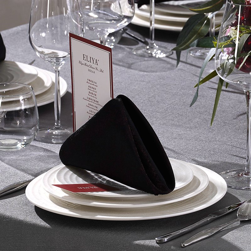 Dramatic Elegance: Custom Wholesale Luxury Banquet Table Linens Set - Image 20