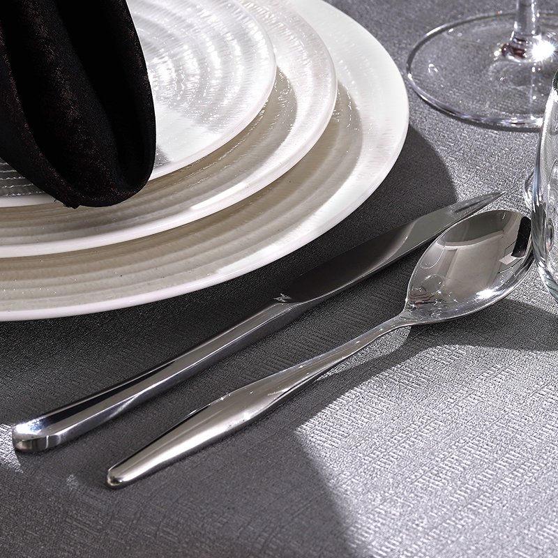 Dramatic Elegance: Custom Wholesale Luxury Banquet Table Linens Set - Image 12