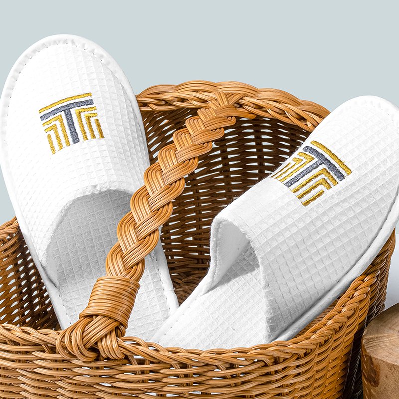 Refined Elegance: Custom Wholesale Waffle Weave Hotel Slippers - Image 10