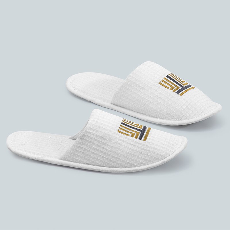 Refined Elegance: Custom Wholesale Waffle Weave Hotel Slippers - Image 7