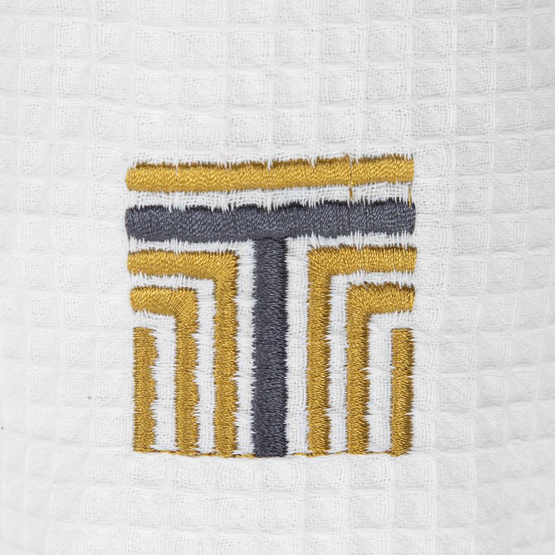 Refined Elegance: Custom Wholesale Waffle Weave Hotel Slippers - Image 4