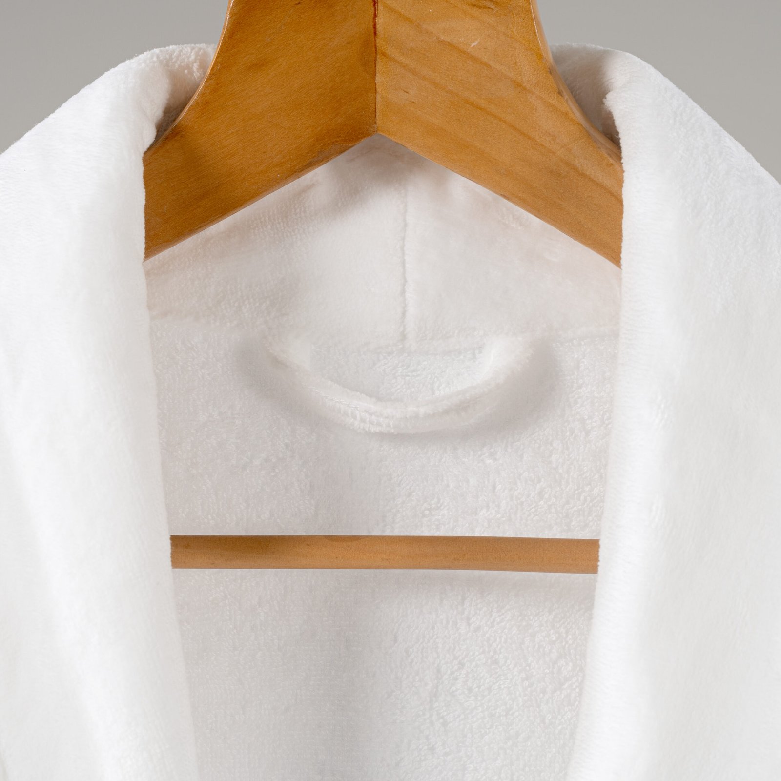 Executive Luxury: Custom Wholesale Luxury Hotel Bathrobe - Image 6