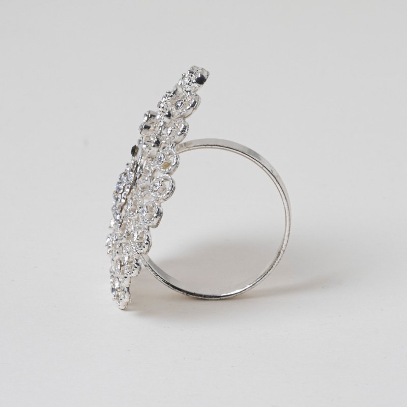 Imperial Splendor: Custom Wholesale Silver Rhinestone Peacock Napkin Rings - Image 2