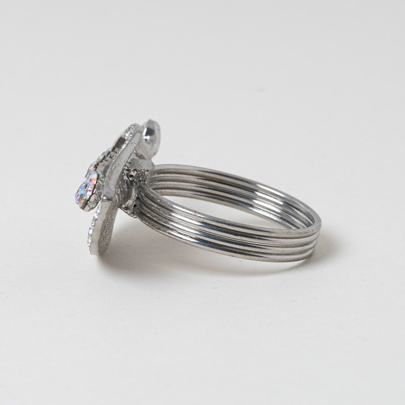 Nature's Elegance: Custom Wholesale Silver Rhinestone Leaf Napkin Rings - Image 2