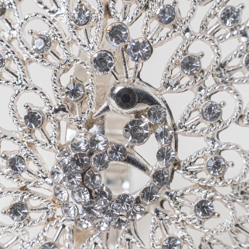 Imperial Splendor: Custom Wholesale Silver Rhinestone Peacock Napkin Rings - Image 4