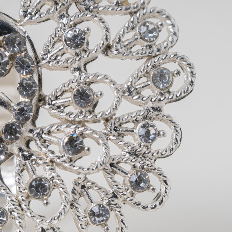 Imperial Splendor: Custom Wholesale Silver Rhinestone Peacock Napkin Rings - Image 3