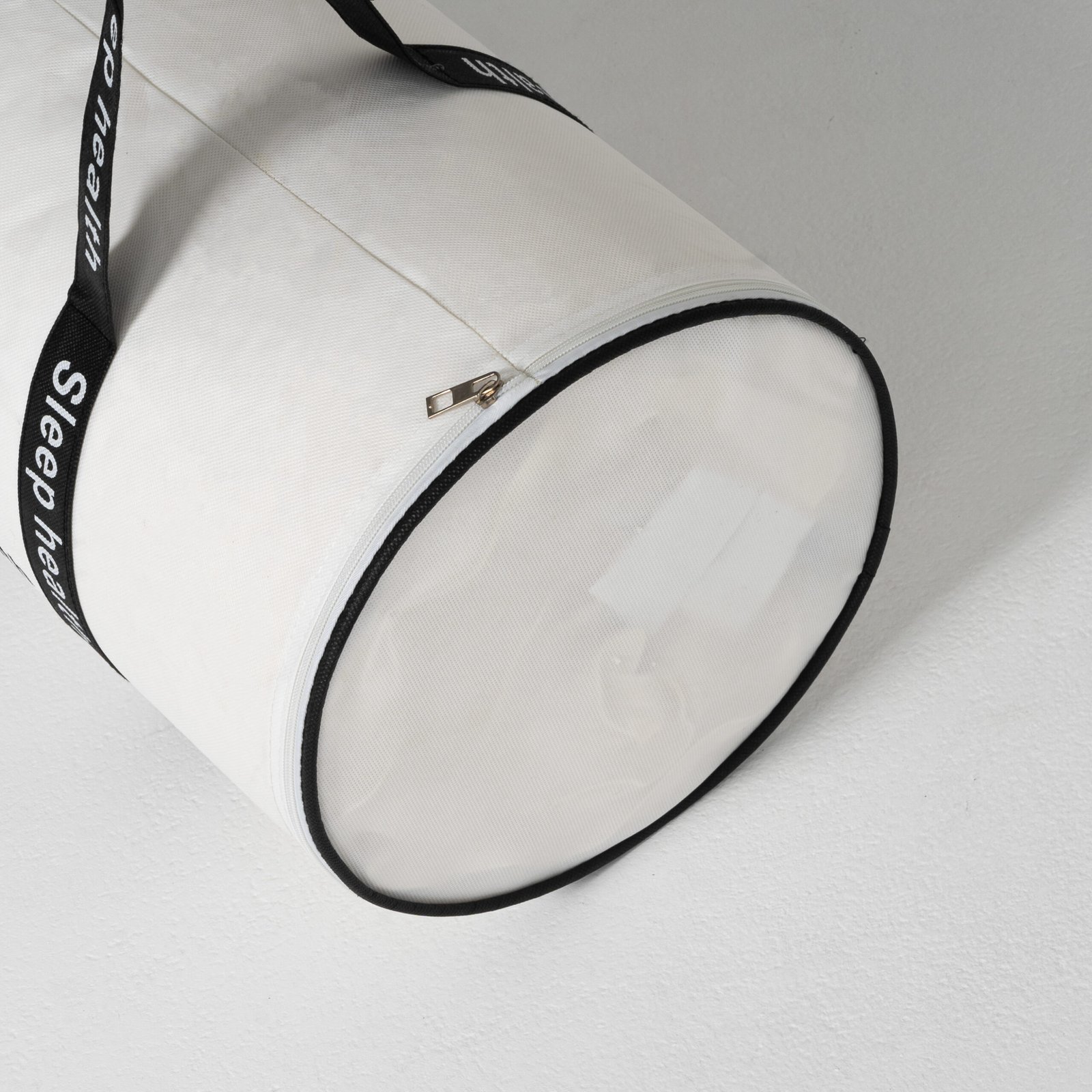 Clean Bedding Presentation: Custom Wholesale Zipper Round Non Woven White Bag - Image 3