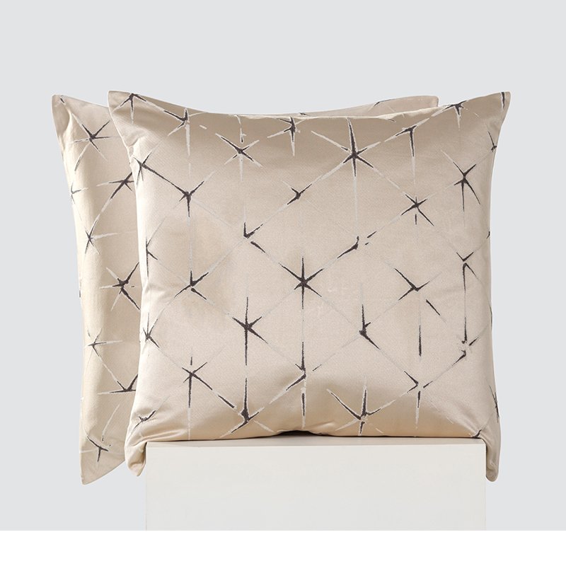 Stellar Luxury: Custom Wholesale Champagne Gold Throw Pillow Covers - Image 3